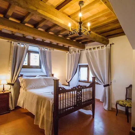 Castello Di Petroro Hotel
