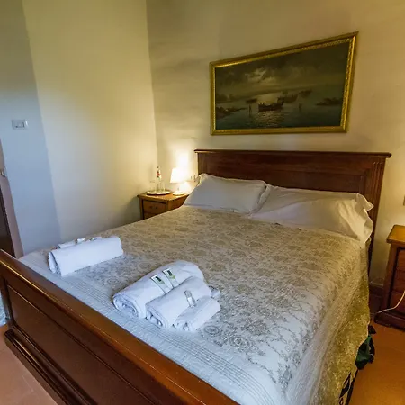 Hotel Castello Di Petroro