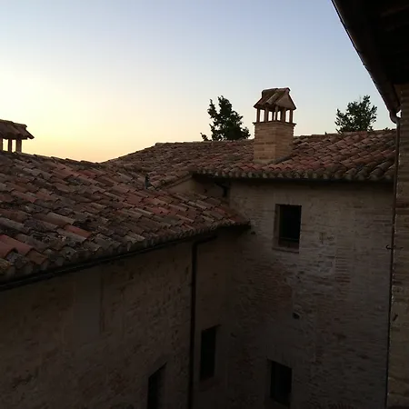 Castello Di Petroro 3*