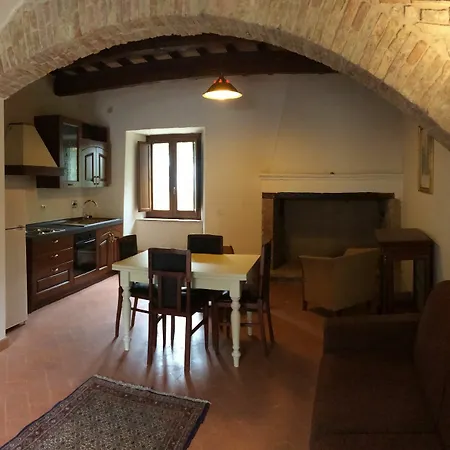 Castello Di Petroro 3*