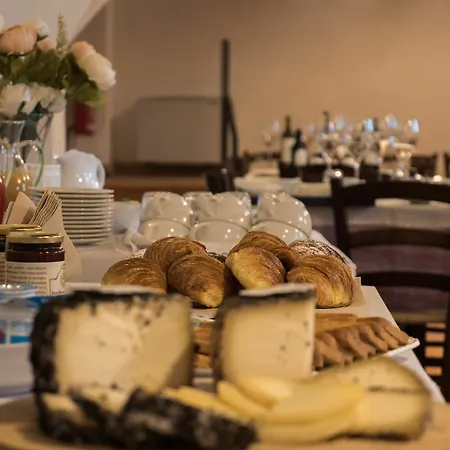 Castello Di Petroro Hotel