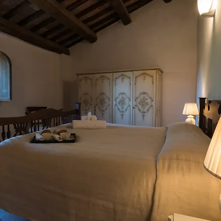 Hotel Castello Di Petroro